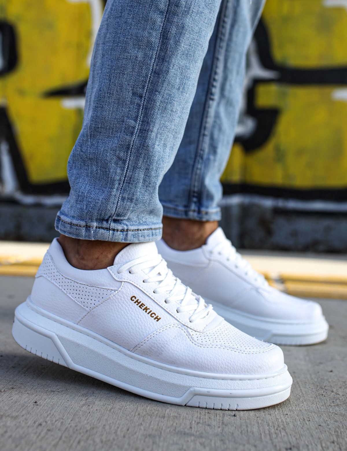 Ανδρικά λευκά δίσολα Sneakers CH075A φωτογραφία